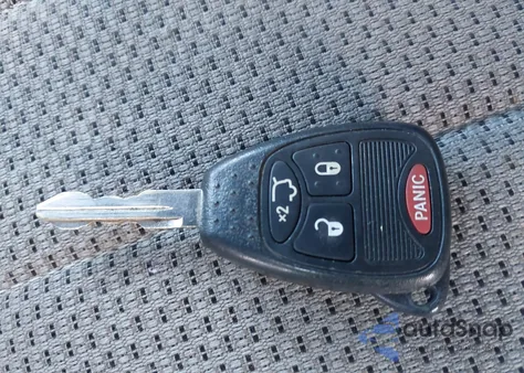 2010 Jeep Liberty Sport z USA, uszkodzony, nr VIN 1J4PN2GK1AW180133